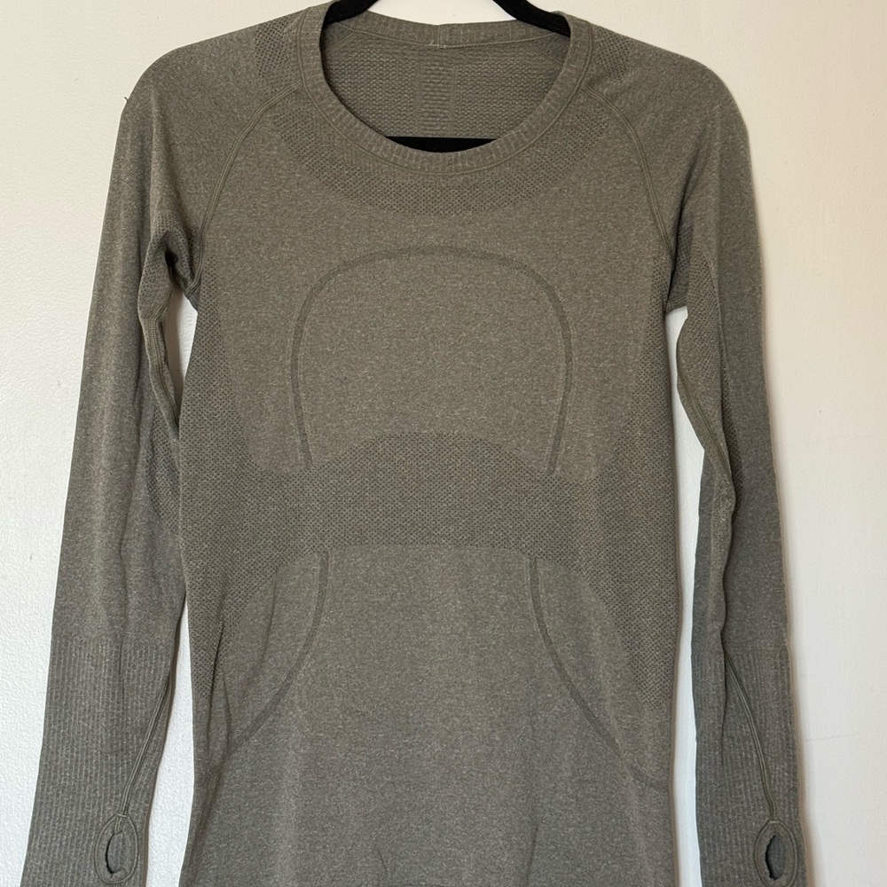 Lululemon Swiftly Tech Long Sleeve